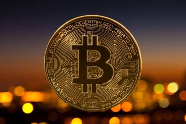 Muchos analistas creen que Bitcoin sigue siendo un activo riesgoso a corto plazo.