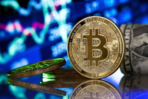 Reserva de Bitcoin de Texas podrá crecer mediante ganancias de inversión, forks, airdrop