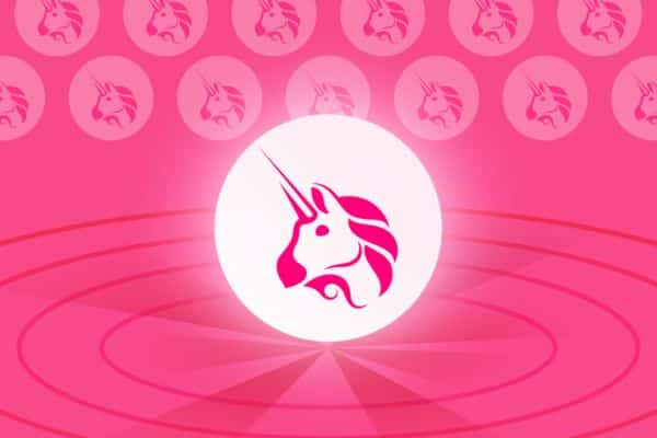 Uniswap introdujo el token UNI como mecanismo de gobernanza en 2020